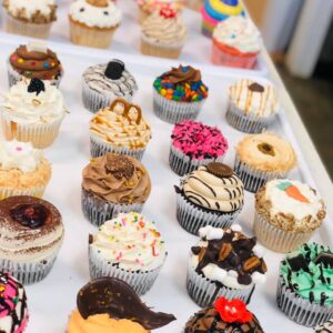 6 Jumbo Cupcakes Box  -Thanksgiving